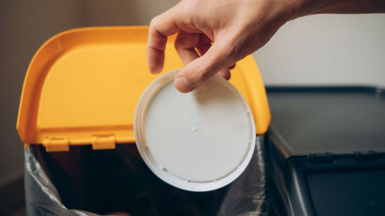 Plastikdeckel richtig entsorgen